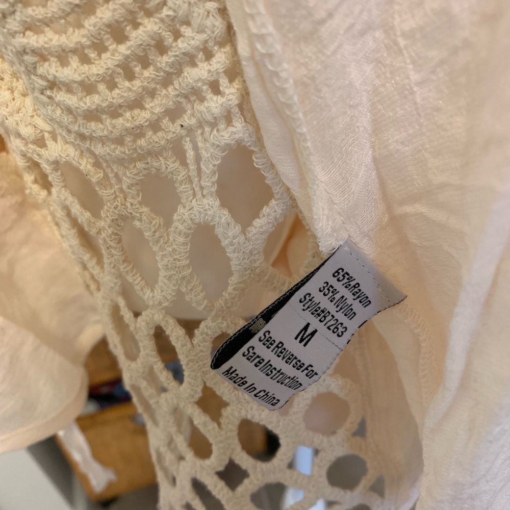 Blouse - Picture 8 of 8